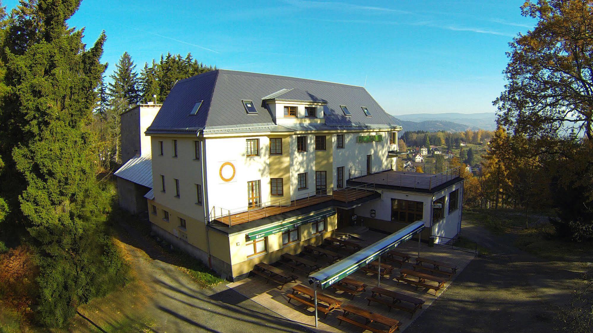 Parkhotel Smržovka Exteriör bild